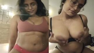 Horny Girl Topless Roleplay Desi Viral MMS